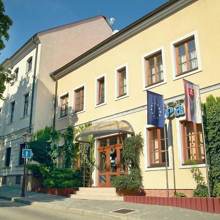 Hotel Dream Trnava Exterior foto