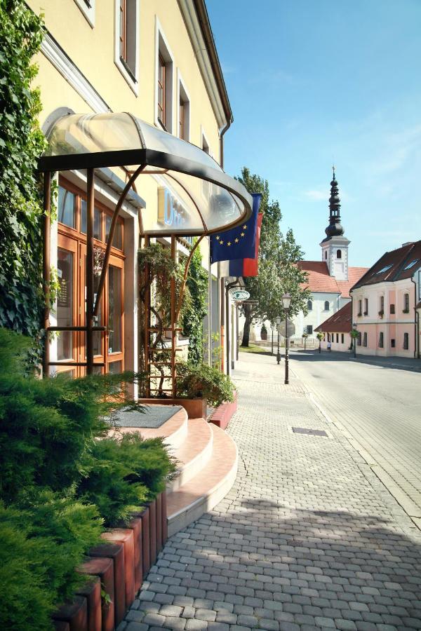 Hotel Dream Trnava Exterior foto
