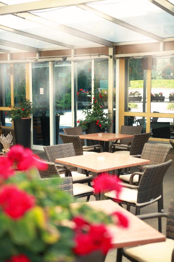 Hotel Dream Trnava Exterior foto
